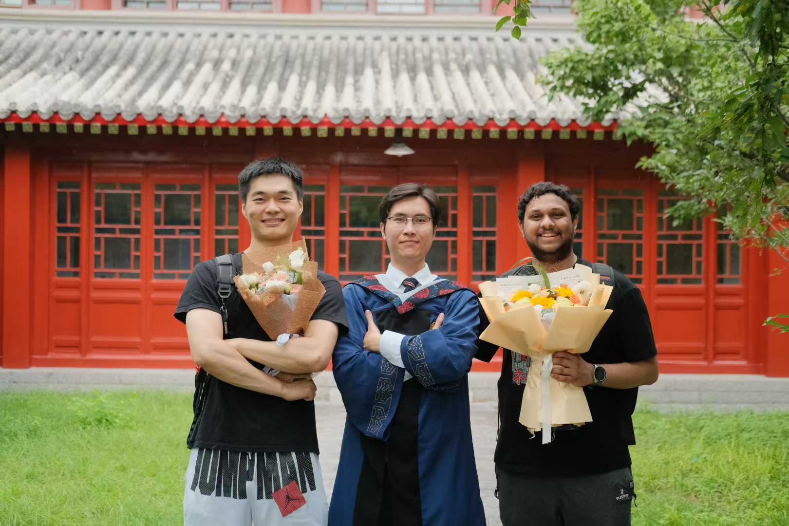 Celebrating Chris's master's graduation with Gireesh Nandiraju at 静园.